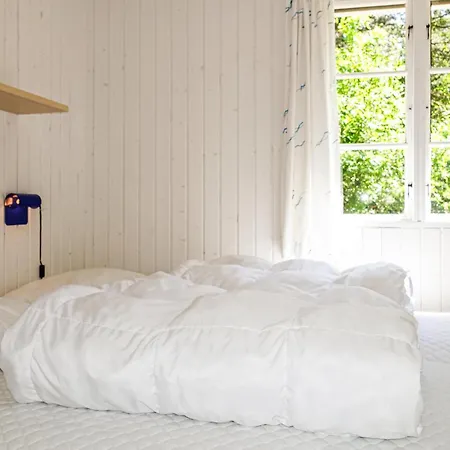 A Beautiful In Aakirkeby With 4 Bedrooms And Wifi