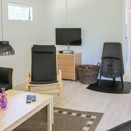 A Beautiful In Aakirkeby With 4 Bedrooms And Wifi Prázdninový dům